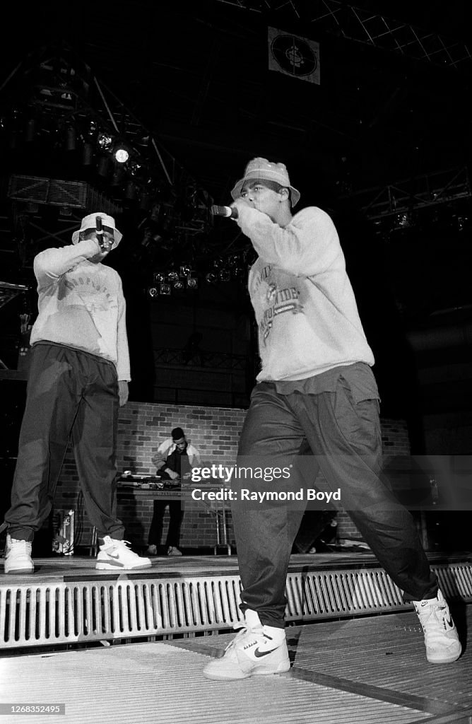 Epmd Rappers Rappers Erick Sermon and Parrish Smith of EPMD performs at the U.I.C ...