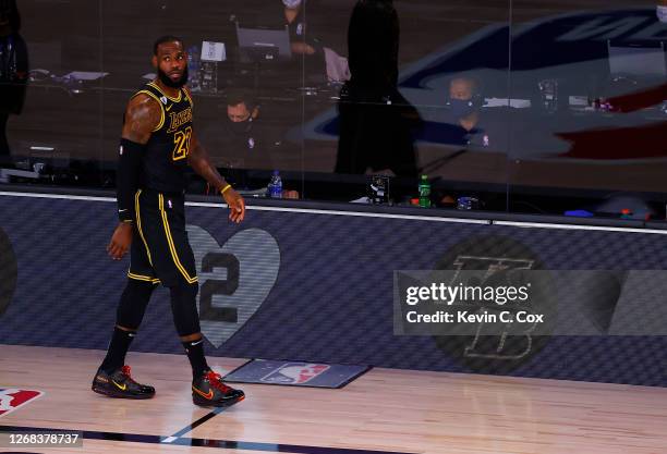 Nba Side Line Nba Sideline Photos and Premium High Res Pictures - Getty Images
