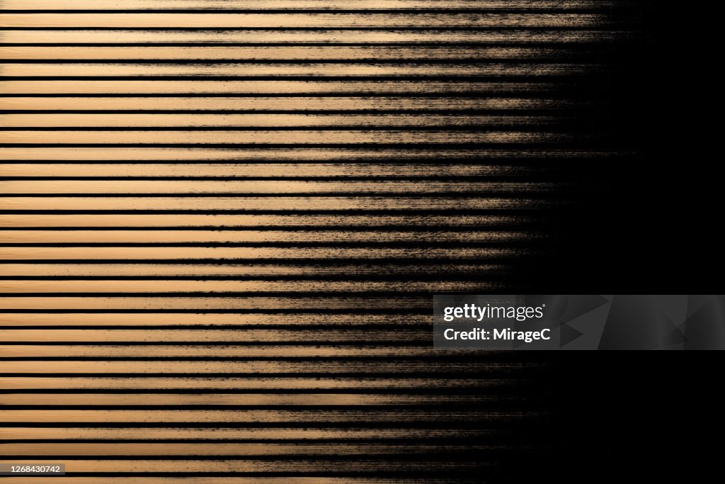 Straight Gold Brush Strokes Pattern