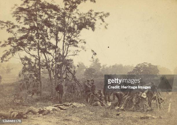 Burying the Dead on the Battlefield of Antietam, September 1862, 1862. Artist Alexander Gardner.