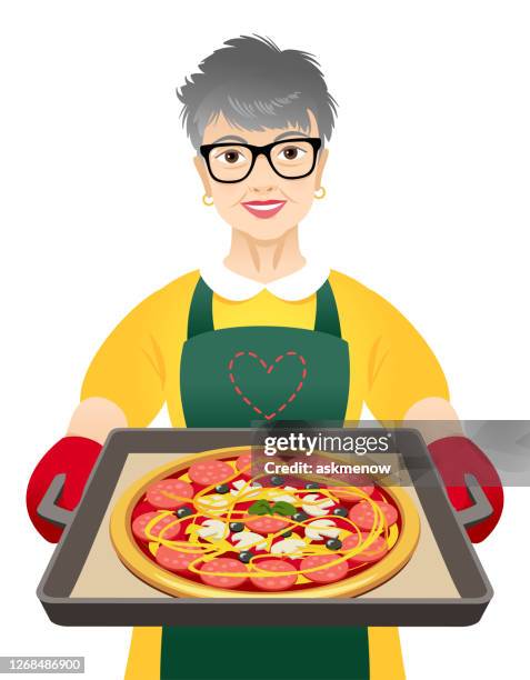 ältere frau mit pizza - frau älter lächeln stock-grafiken, -clipart, -cartoons und -symbole