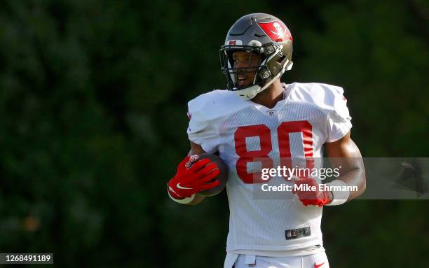 Howard of the Tampa Bay Buccaneers works out during training camp ahead of the 2020-21 NFL season at AdventHealth Training Center on August 25, 2020...