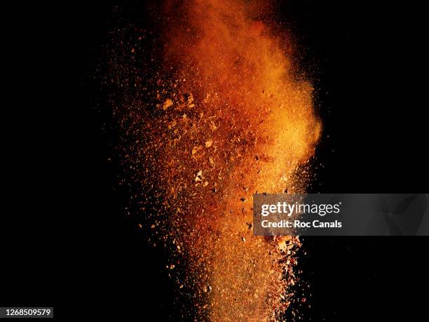 Exploding Sand Photos and Premium High Res Pictures - Getty Images