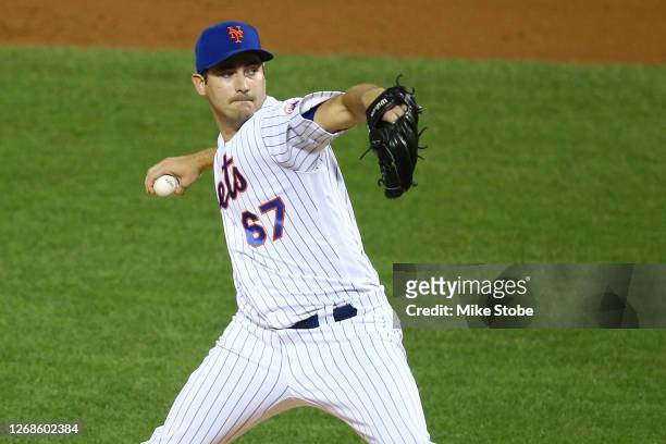 Seth Lugo of the New York Mets pitches in the first inning against the Miami Marlins at Citi Field on August 25, 2020 in New York City.
