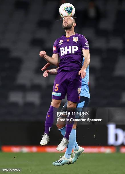 Ivan Franjic of the Glory heads the ball during the A-League Semi Final match between Sydney FC and the Perth Glory at Bankwest Stadium on August 26,...