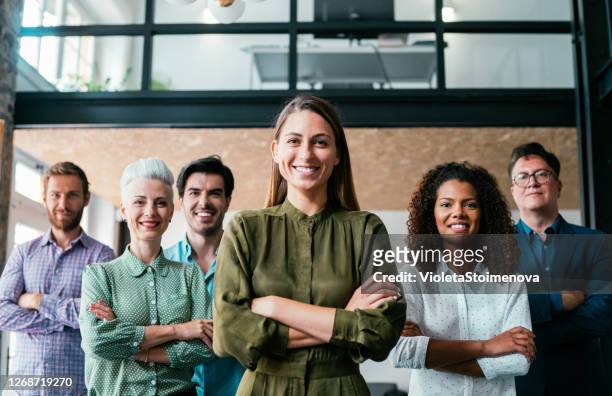 business team leader. - multiracial group stock pictures, royalty-free photos & images