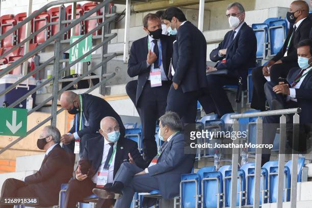 Emilio Butragueno of Real Madrid speaks with Rui Costa of Benfica during the UEFA Youth League Final at Colovray Sports Centre on August 25, 2020 in...