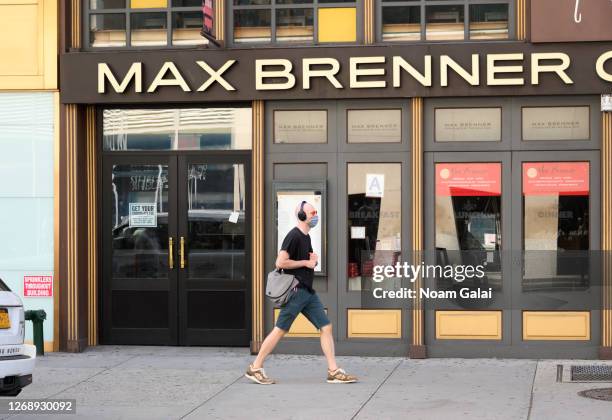 Max Bronner Max Brenner Chocolate Photos and Premium High Res Pictures - Getty Images