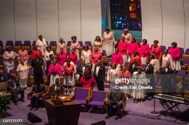 gospel choir in harlem, new york - gospel singer stock pictures, royalty-free photos & images