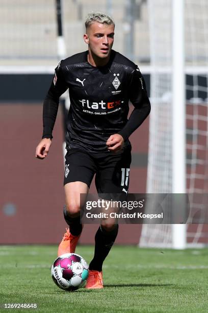 Jordan Beyer of Moenchengladbach runs with the ball during the pre-season friendly match between Borussia Monechengladbach and SpVGG Fuerth at...