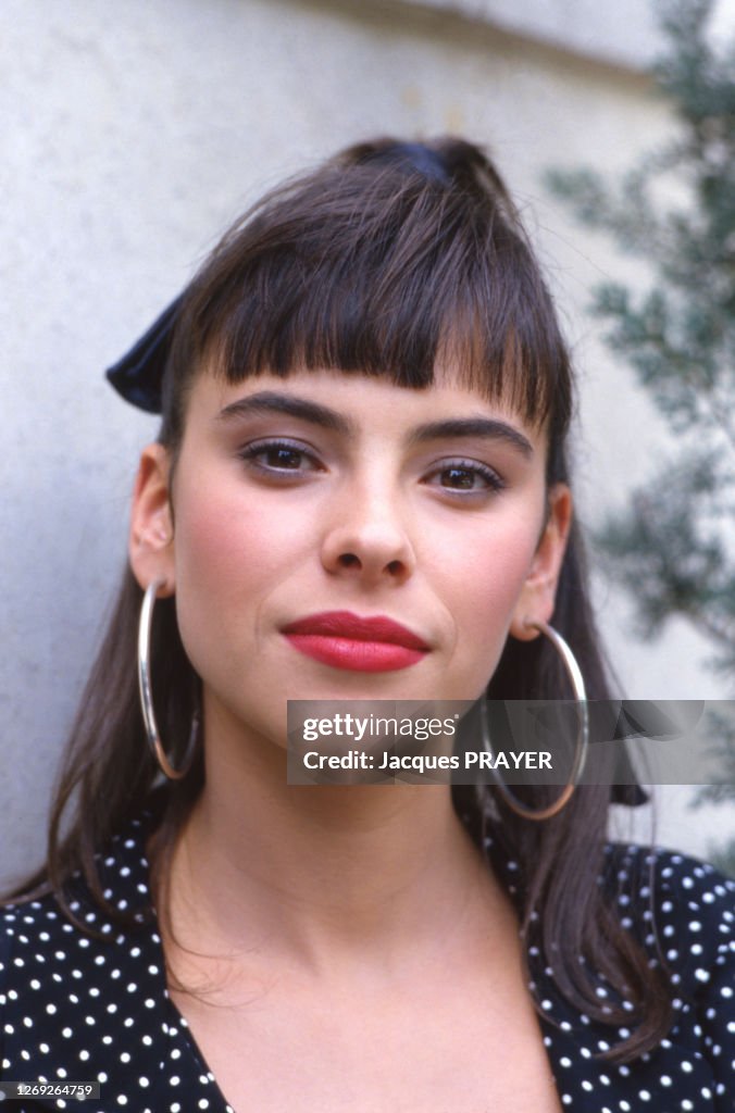 Mathilde May Images Portrait de Mathilda May lors du tournage du film 'Le Cri du hibou ...