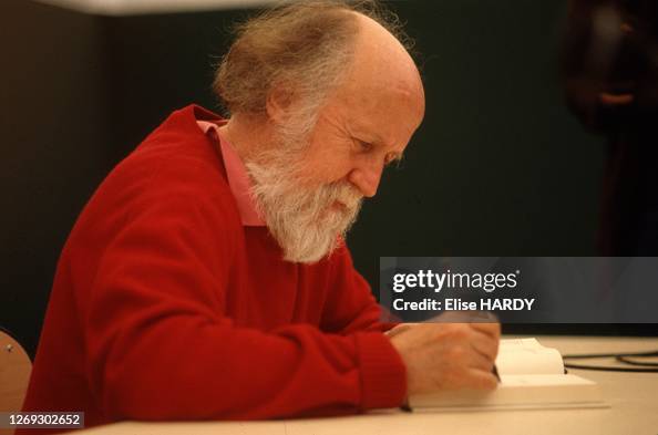 L'astrophysicien canadien Hubert Reeves lors d'une conférence de ...