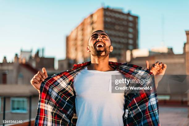 Shout From Rooftops Shouting From Rooftop Photos and Premium High Res Pictures - Getty Images