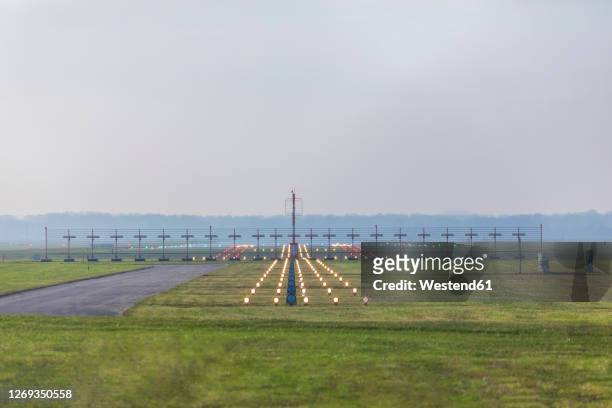germany, bavaria, munich, runway of munich airport - munich airport stock pictures, royalty-free photos & images