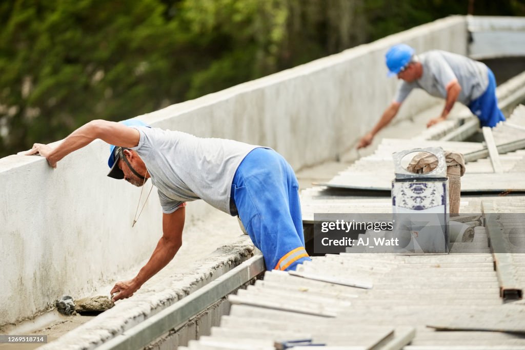 Finishing the roof work