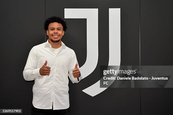 Weston McKennie Medical Tests and Signing for Juventus Weston McKennie Medical Tests and Signing for Juventus