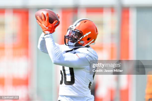 Linebacker Jacob Phillips of the Cleveland Browns works out during training camp at the Browns training facility on August 29, 2020 in Berea, Ohio.