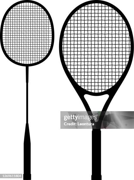 illustrazioni stock, clip art, cartoni animati e icone di tendenza di sagome racchetta da tennis e racchetta da tennis badminton - racchetta da tennis