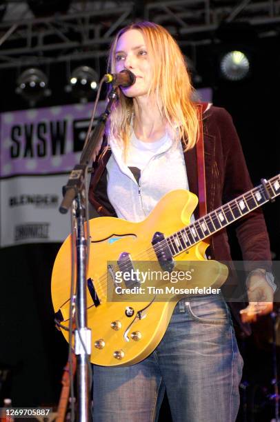 Aimee Mann performs during SXSW 2005 at Stubbs Bar-B-Que on March 19, 2005 in Austin, Texas.
