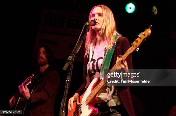 Aimee Mann performs during SXSW 2005 at Stubbs Bar-B-Que on March 19, 2005 in Austin, Texas.