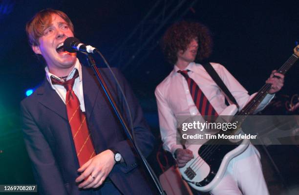 Ricky Wilson of Kaiser Chiefs performs during SXSW 2005 at La Zona Rosa on March 17, 2005 in Austin, Texas.