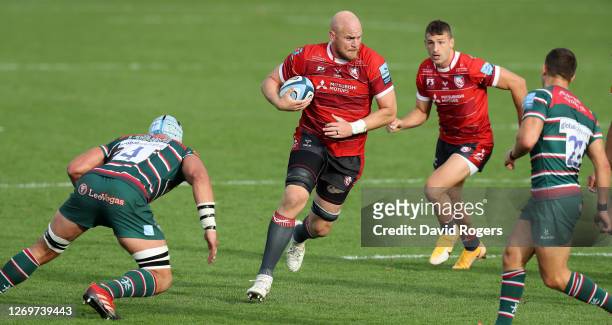 Matt Garvey of Gloucester runs with the ball during the Gallagher Premiership Rugby match between Gloucester Rugby and Leicester Tigers at Kingsholm...