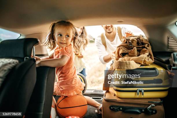 let's have fun - car camping luggage imagens e fotografias de stock