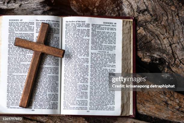 Blank Scripture Reading 227 Blank Bible Pages Stock Photos, High-Res Pictures, and Images ...