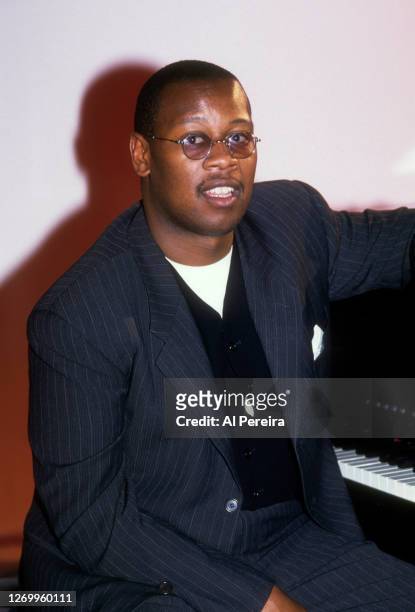 Andre Harrell appears in a portrait taken backstage at The Apollo Theater on January 10, 1994 in New York City.