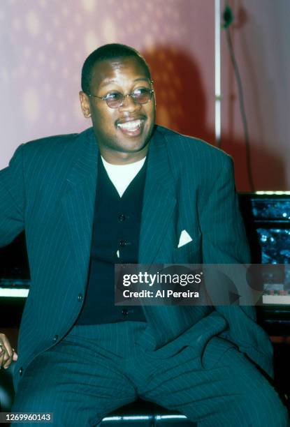 Andre Harrell appears in a portrait taken backstage at The Apollo Theater on January 10, 1994 in New York City.