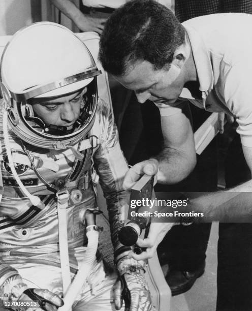Alan Reece Nasa 34 Alan J Cooper Stock Photos, High-Res Pictures, and Images - Getty Images