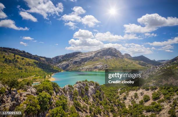 artificial lake embassament de cuber ( cúber ) - serra de tramuntana / mallorca (majorca) - sierra de tramuntana stock pictures, royalty-free photos & images