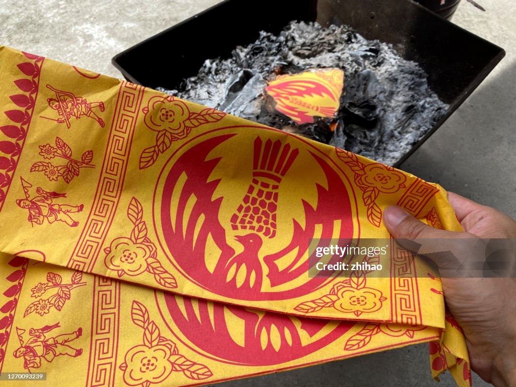 Chinese Lunar Ghost Festival, offering sacrifices to ancestors.