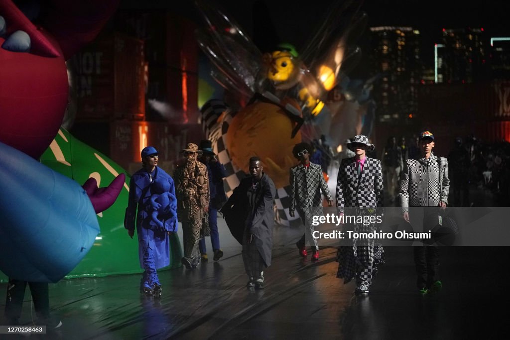 Louis Vuitton Men 2021 Spring/Summer - Runway