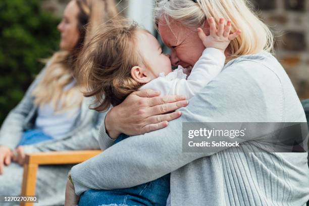 私は私の祖母を愛して - family moments ストックフォトと画像