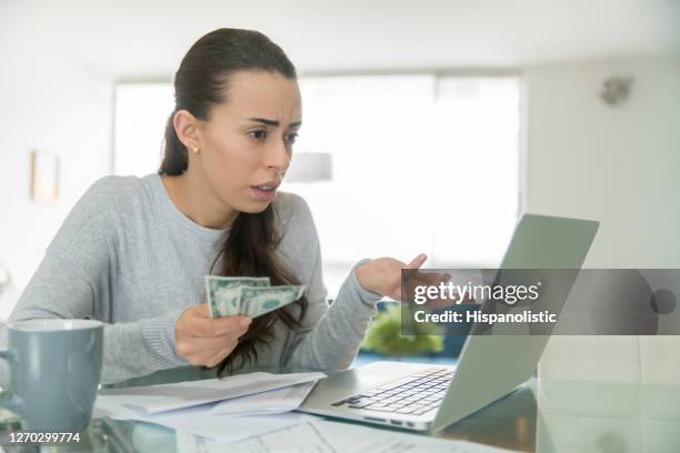 Female Pay Rent 365 Pay Landlord Stock Photos, High-Res Pictures, and Images - Getty Images