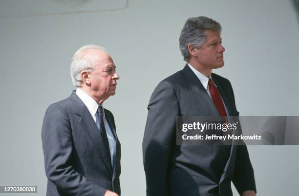 Washington D.C., Promenade de Bill Cinton et Yitzhak Rabin dans le parc de la Maison Blanche.