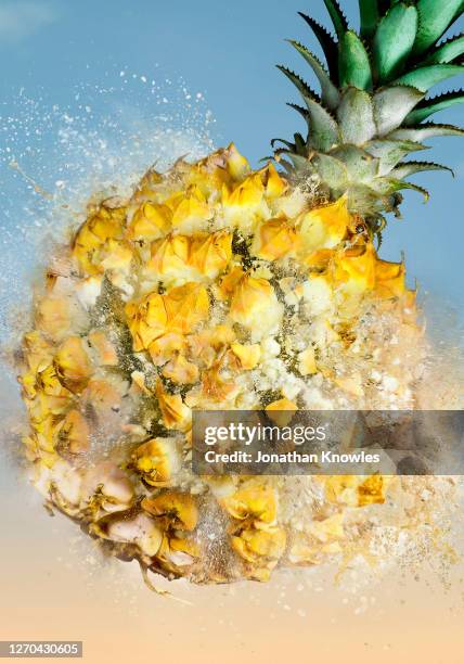 Fruit Burst Exploding Apple Tropical Fruit Burst Photos and Premium High Res Pictures - Getty Images