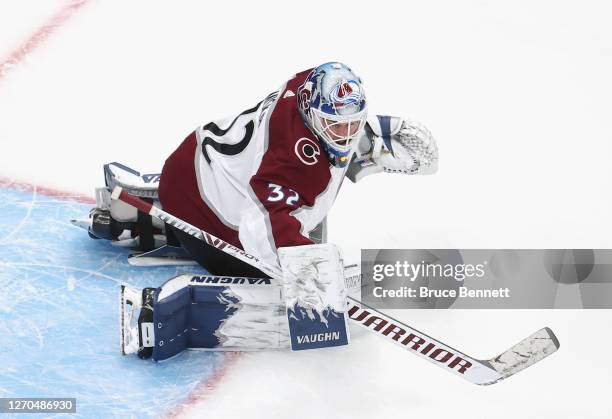 Hunter Miska of the Colorado Avalanche tends net in warm-ups prior to the game against the Dallas Stars in Game Six of the Western Conference Second...