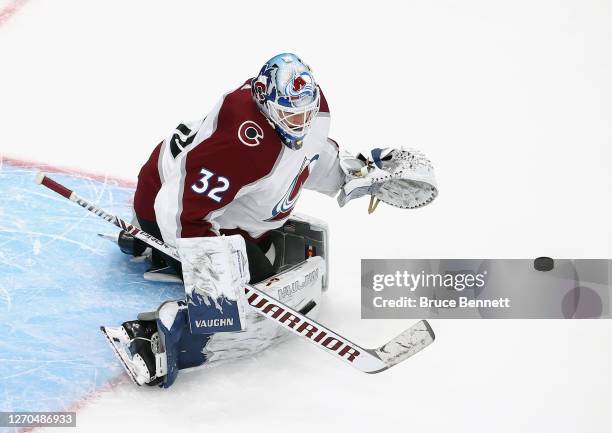 Hunter Miska of the Colorado Avalanche tends net in warm-ups prior to the game against the Dallas Stars in Game Six of the Western Conference Second...