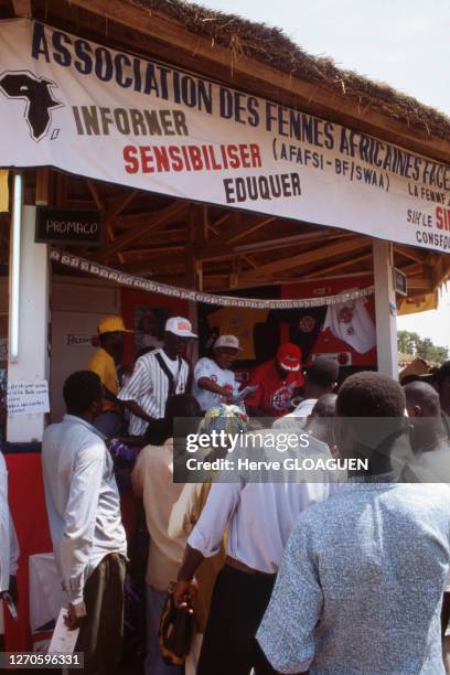 Campagne de sensibilisation de l'Association des Femmes Africaines à Ouagadougou, en 1994, Burkina Faso.