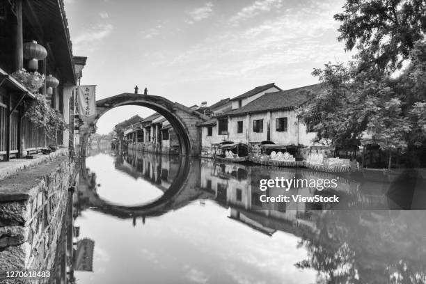 huzhou nanxun town in zhejiang province - zhouzhuang stockfoto's en -beelden