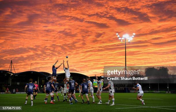 Line out action during the Gallagher Premiership Rugby match between Worcester Warriors and Bristol Bears at on September 04, 2020 in Worcester,...