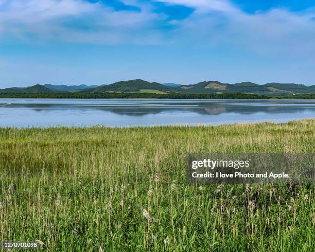 lake saroma - lake saroma stock pictures, royalty-free photos & images