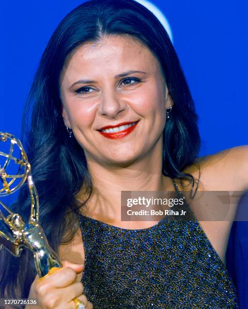 Winner Tracy Ullman backstage at Emmy Awards Show, September 8, 1996 in Pasadena, California.