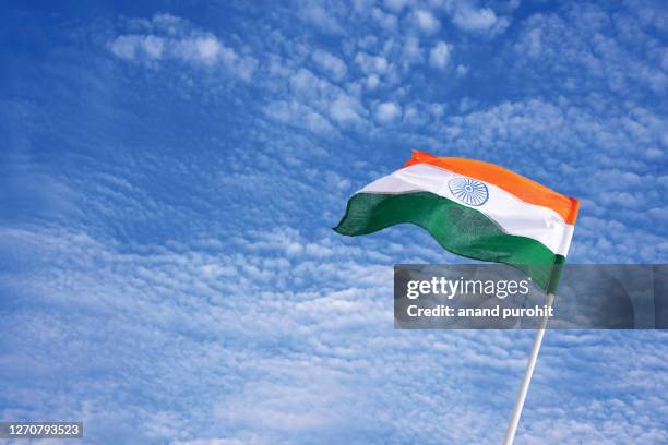 indian national flag - republic day stock pictures, royalty-free photos & images