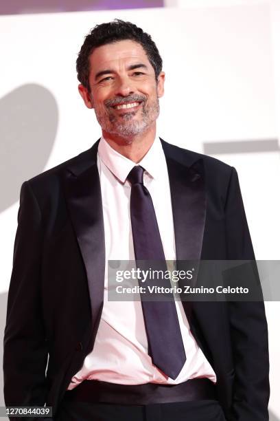 Alessandro Gassmann walks the red carpet ahead of the movie "Mandibules" at the 77th Venice Film Festival on September 05, 2020 in Venice, Italy.