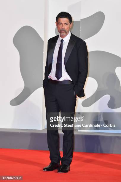 Alessandro Gassmann walks the red carpet ahead of the movie "Pieces of a woman" at the 77th Venice Film Festival on September 05, 2020 in Venice,...