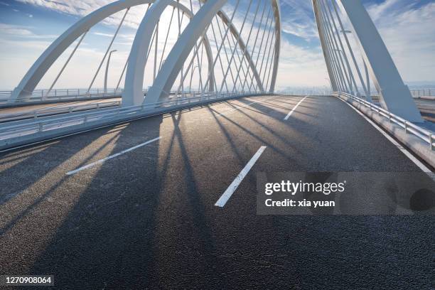 Freeway Sign Bridge 1,276 Digital Interstate Sign Stock Photos, High-Res Pictures, and ...