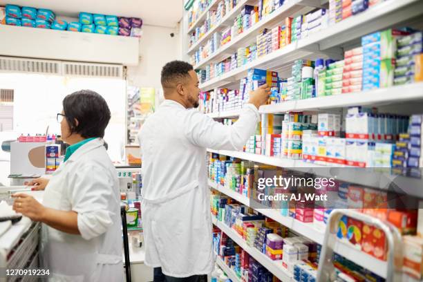 Store Restocking Restocking Shelves Photos and Premium High Res Pictures - Getty Images